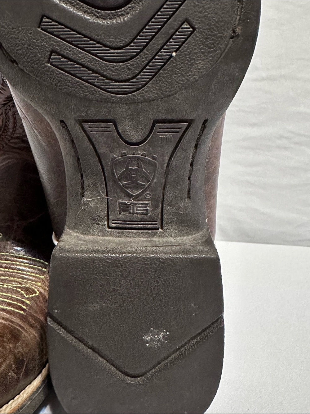 Ariat Brown Leather Western Boots with Cream Stitching - Picture 2 of 4
